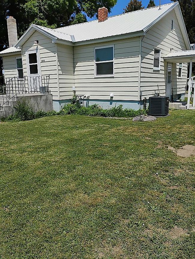 Image of 1335 Riverton Rd