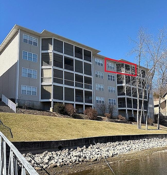 Image of 64 Port Royale Dr