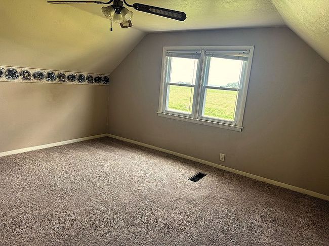 Photo of 1443 Ivanhoe Ave, New Hampton, IA
