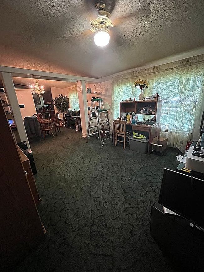 Photo of 75 Woodmoor Ct, Leavenworth, KS