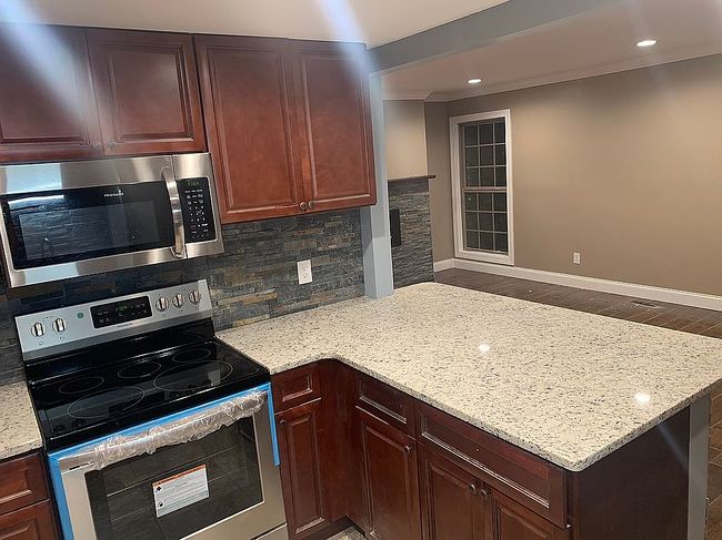 Photo of 1050 21st Ave Nw Apt 55