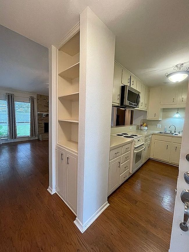 Preview of property located at 210 Londonderry Dr