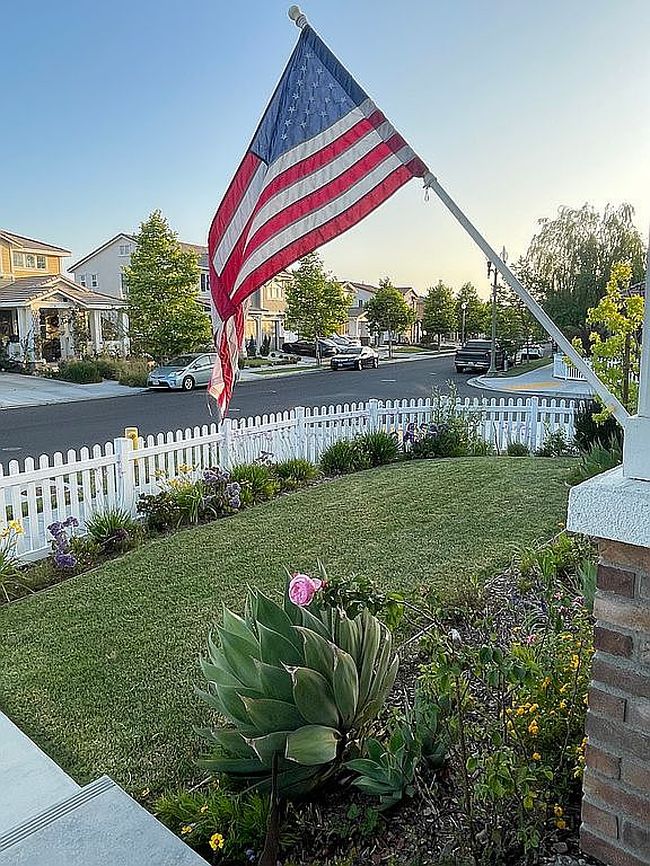 Photo of 269 Azalea St, Fillmore, CA