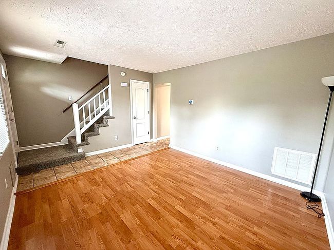 Photo of 39 Nags Head Ct, Lynchburg, VA
