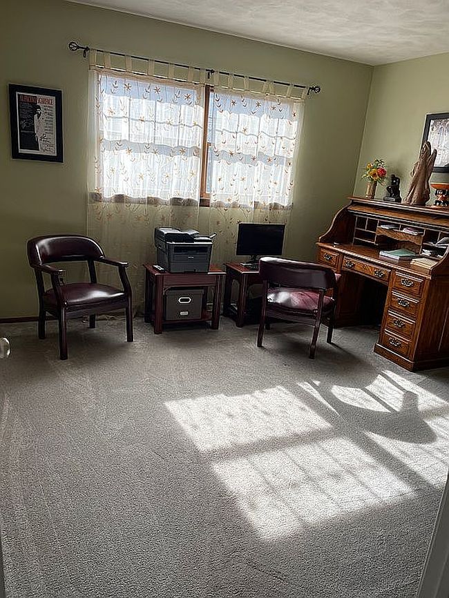 Image of 501 N Deneen St