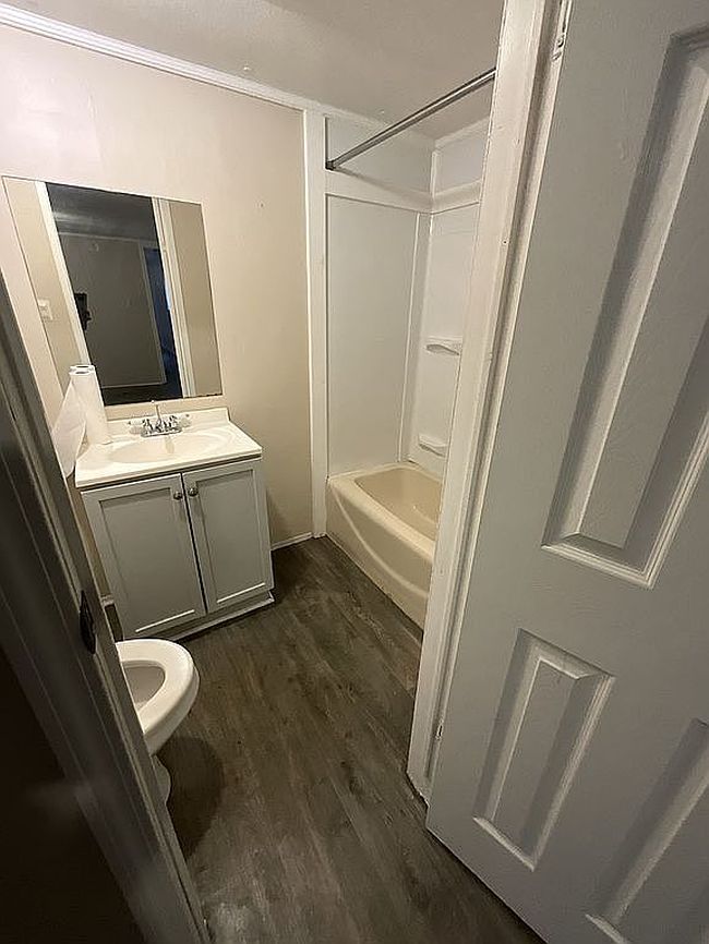 Image of 1417 E Keith Cir