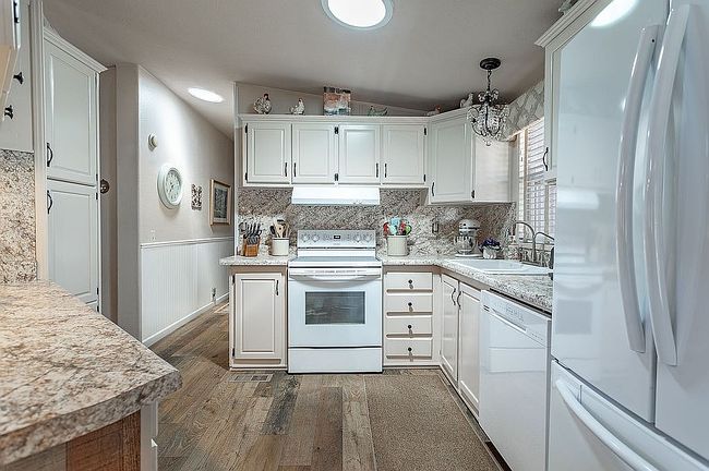 Image of 1950 E 24th St Lot 75