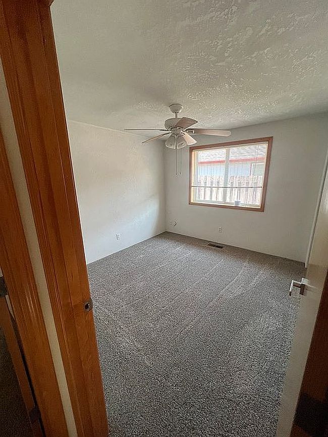 Photo of 158 Meadow View Dr, Phoenix, OR