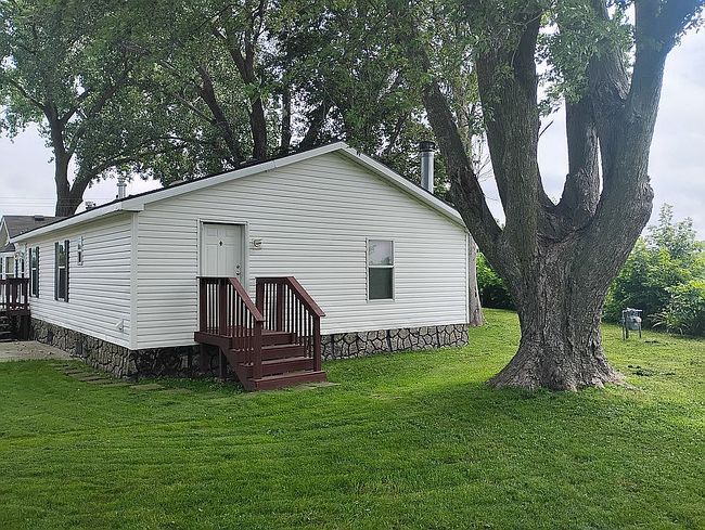 Photo of 6100 W Lincoln Way #64, Ames, IA