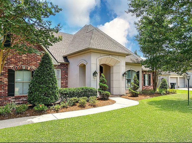 Photo of 1189 Brook Ct, Mandeville, LA