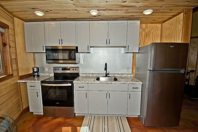 Image of 426 Shakedown St #3