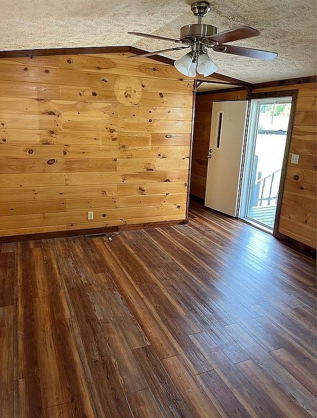 102 Big Valley Dr, Bristol, TN