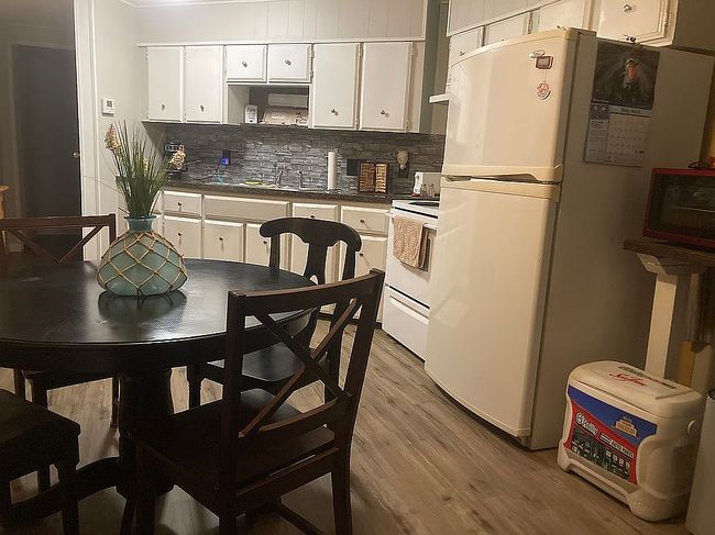 Additional photo 2 of property located at 1617 Moonbeam Dr