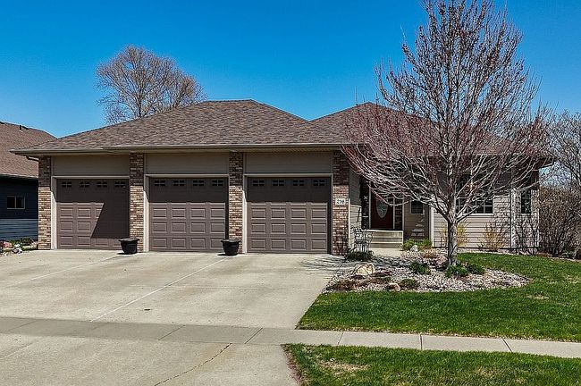 Image of 216 E Tabor Ct