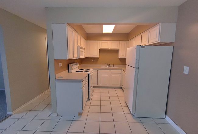 Image of 16120 Blackhawk Ct Unit 1B