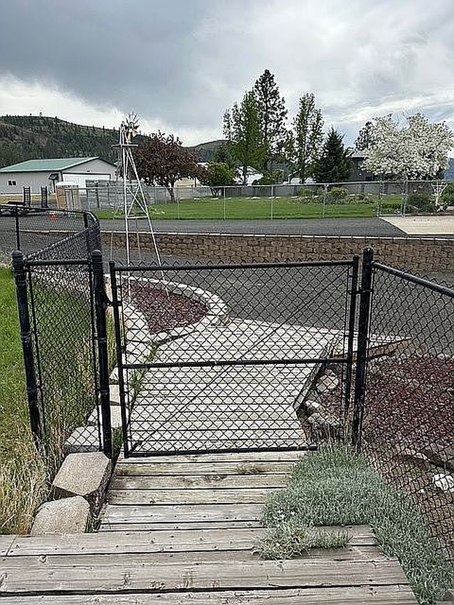 Image of 119 Blossom Ct