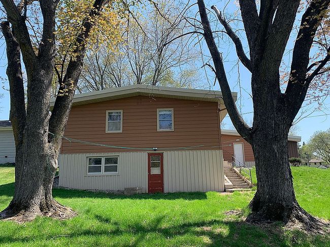 Photo of 207 E Douglas Ave, Fergus Falls, MN