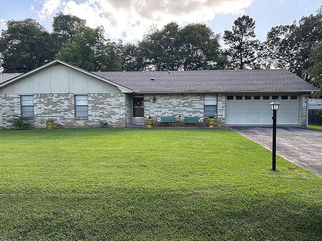 Photo of 2509 Jerry Lee Dr, Mena, AR