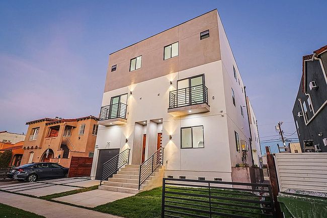 Additional photo 3 of property located at 1842 S Sycamore Ave