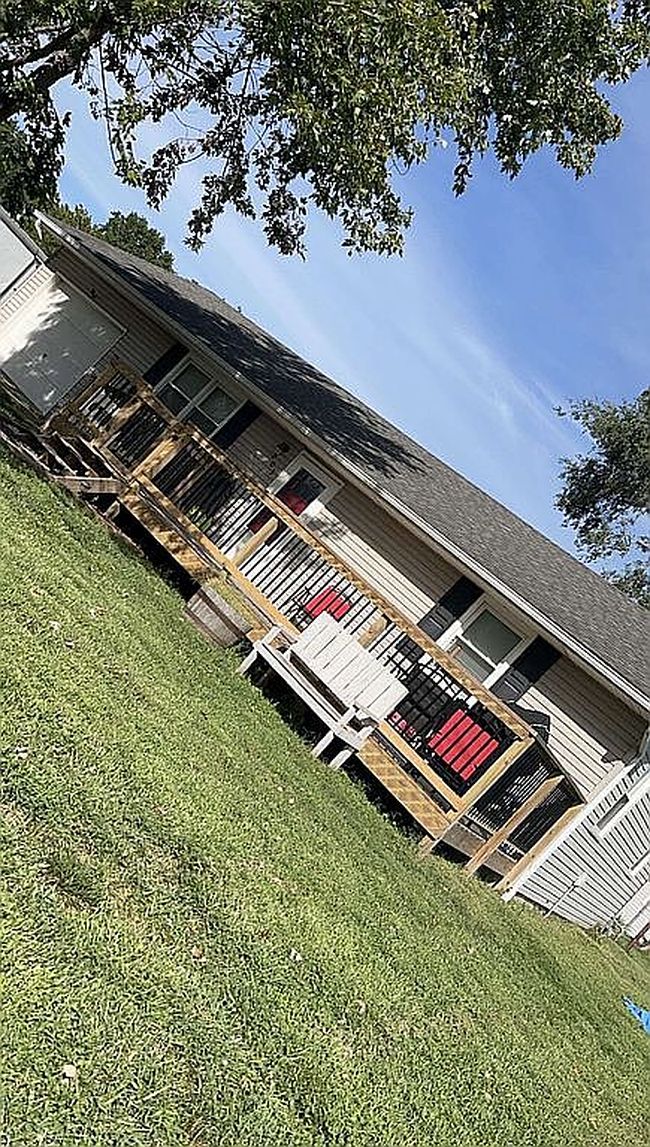 Photo of 205 N Coats St, Norborne, MO