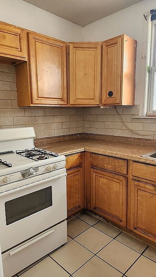 Additional photo 1 of property located at 4767 Loring St