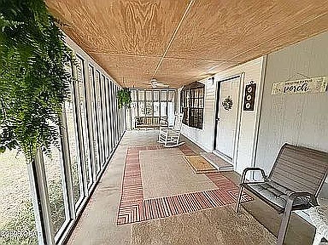 Photo of 6511 Blue Springs Rd, Grand Ridge, FL