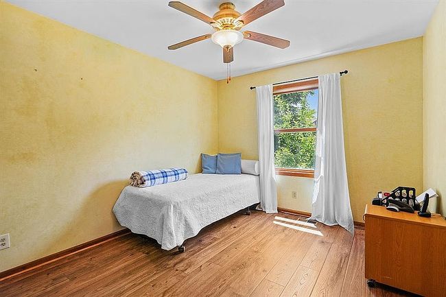 Photo of 4711 W Glenbrook Trl, Mchenry, IL