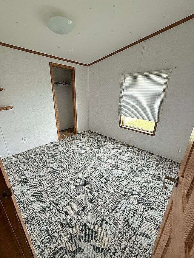 Photo of 6870 John Ross Dr, Kalamazoo, MI