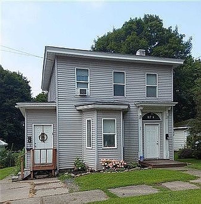 Photo of 174 Syracuse Ave, Oswego, NY