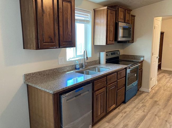 Photo of 255 S 800 W, Escalante, UT
