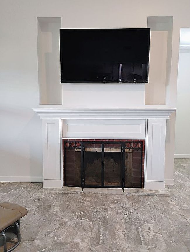 Additional photo 1 of property located at 2013 W Forest Rdg