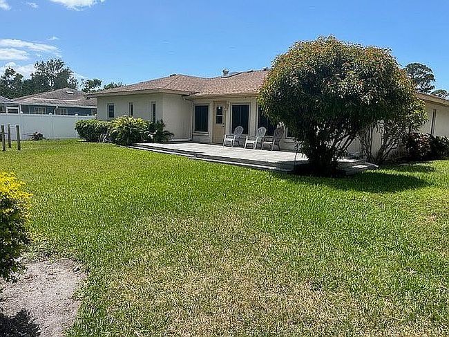 Image of 3902 Avenida Madera