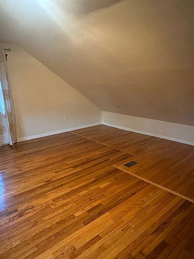 Photo of 29 Oval Rd, Quincy, MA