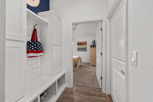 Image of 3274 Sennett Cir