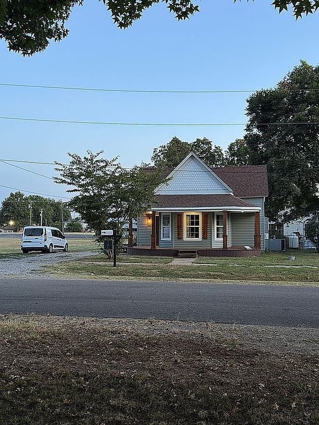 Photo of 125 W Saint Francis St