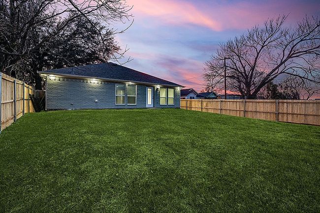Photo of 3500 Roberts Ave, Dallas, TX
