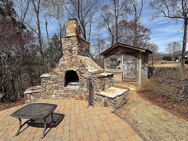 Image of 433 Woodward Rd