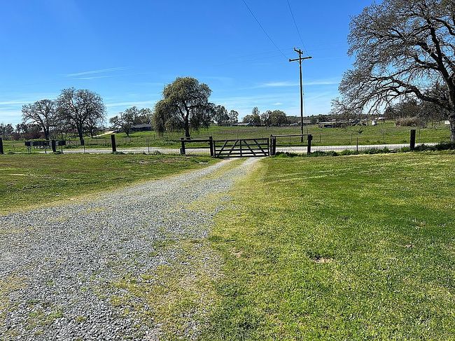 Image of 10348 Milton Rd