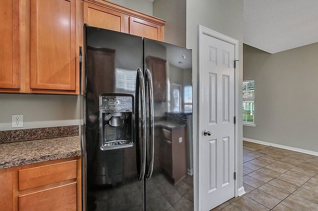 Additional photo 4 of property located at 125 Red Oak Dr