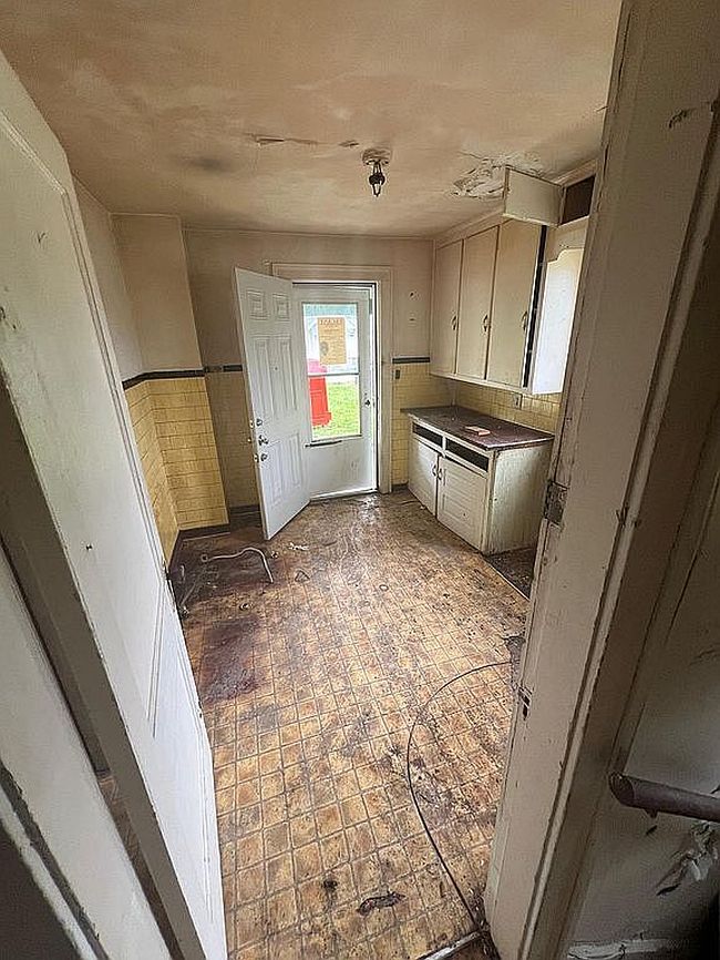 Photo of 2230 Cleveland Ave, Columbus, OH