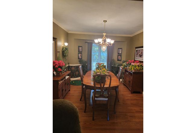 Image of 1128 W Brookforest Dr