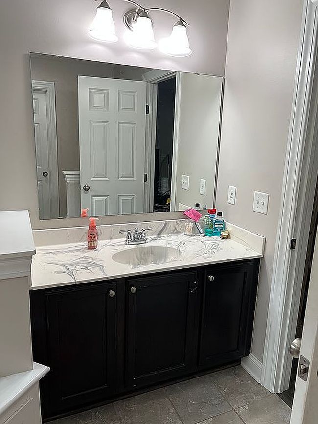 Photo of 787 County Road 53, Kitts Hill, OH