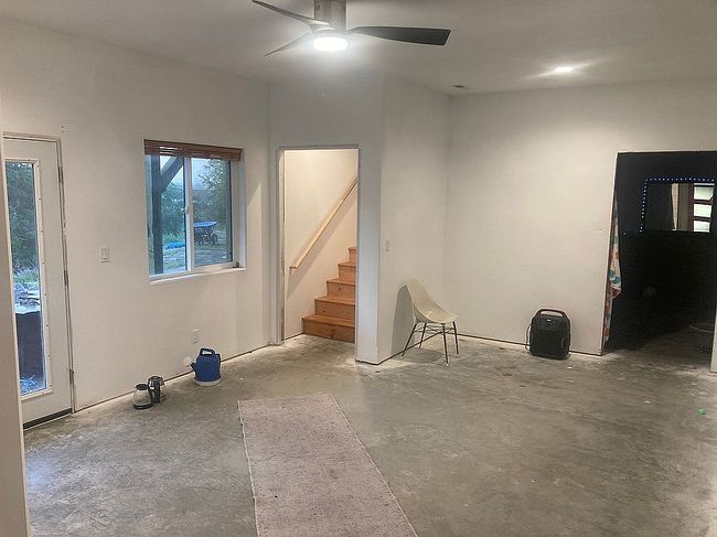 Additional photo 3 of property located at 223 E Canyon Dr