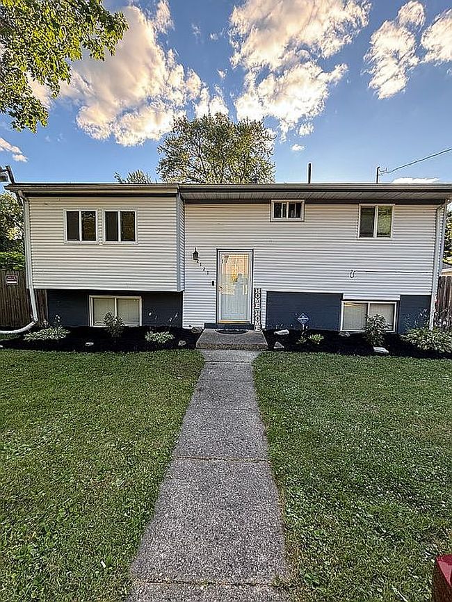 Image of 2121 Superior Ave