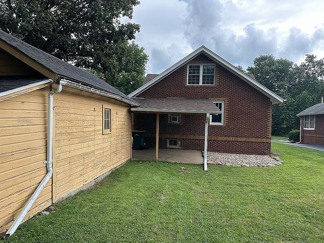 Photo of 772 Florence Ave, Galesburg, IL