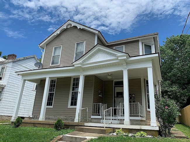 Photo of 238 N Church St, Cynthiana, KY