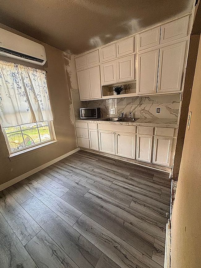 Image of 1202 Onslow