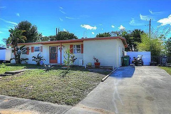 Image of 303 Manly Ave