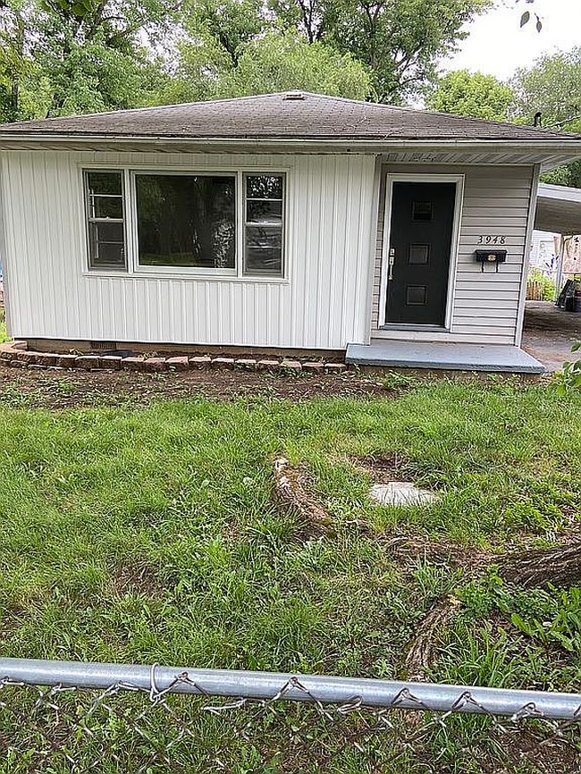 Photo of 3948 E Grand Ave, Decatur, IL