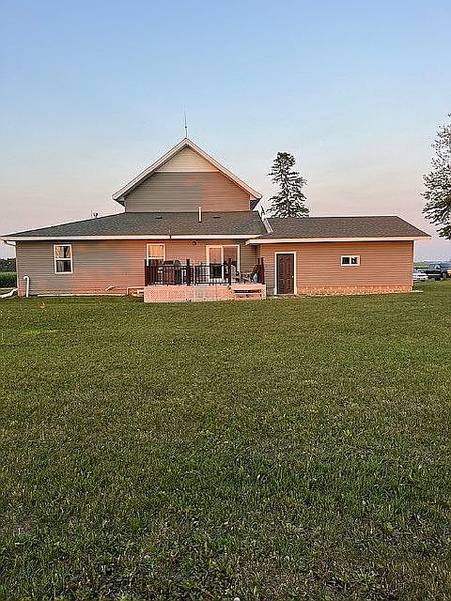 Photo of 856 570th St, Storm Lake, IA